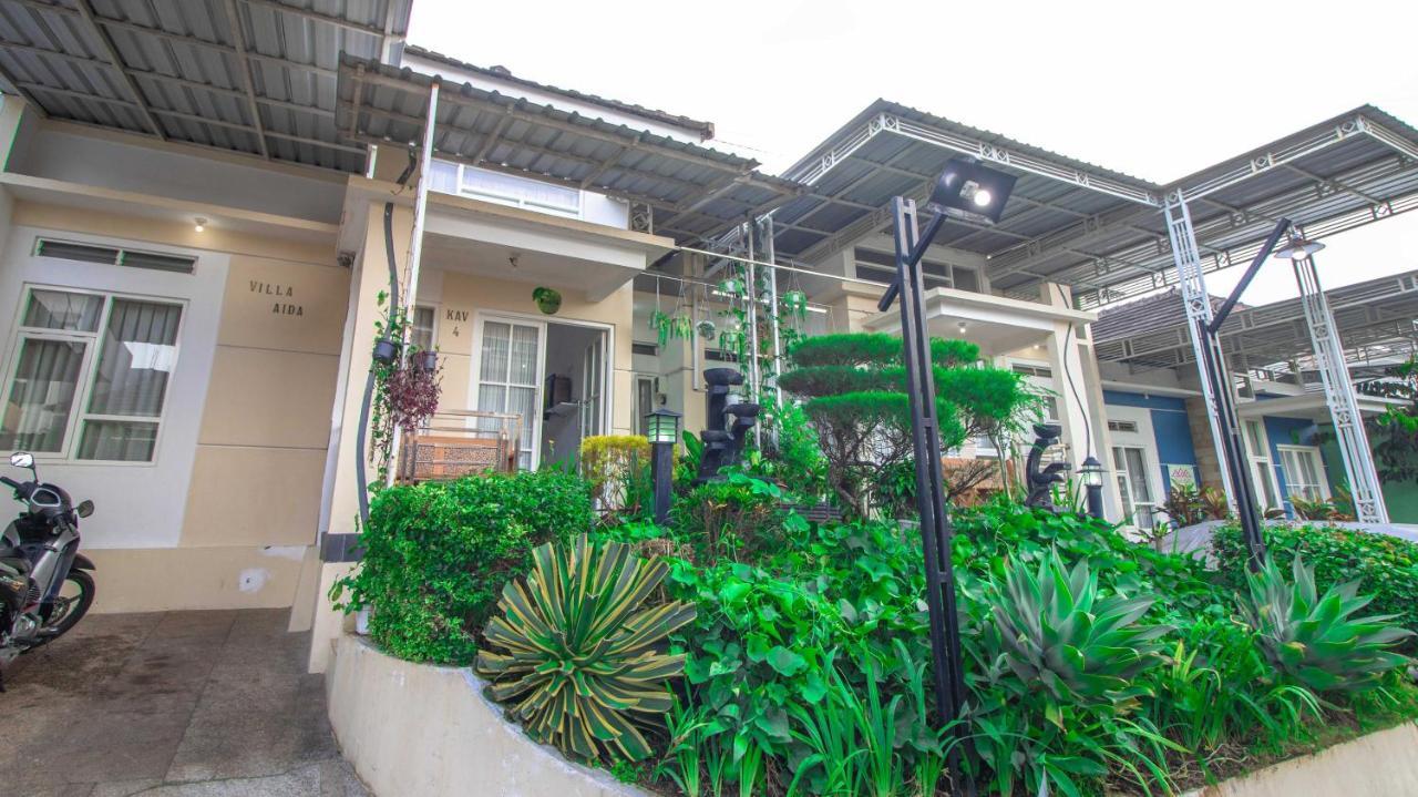 באטו Villa El Nino 5 Bedroom Dengan Rooftop Mountain View מראה חיצוני תמונה