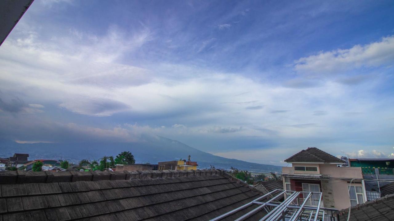 באטו Villa El Nino 5 Bedroom Dengan Rooftop Mountain View מראה חיצוני תמונה