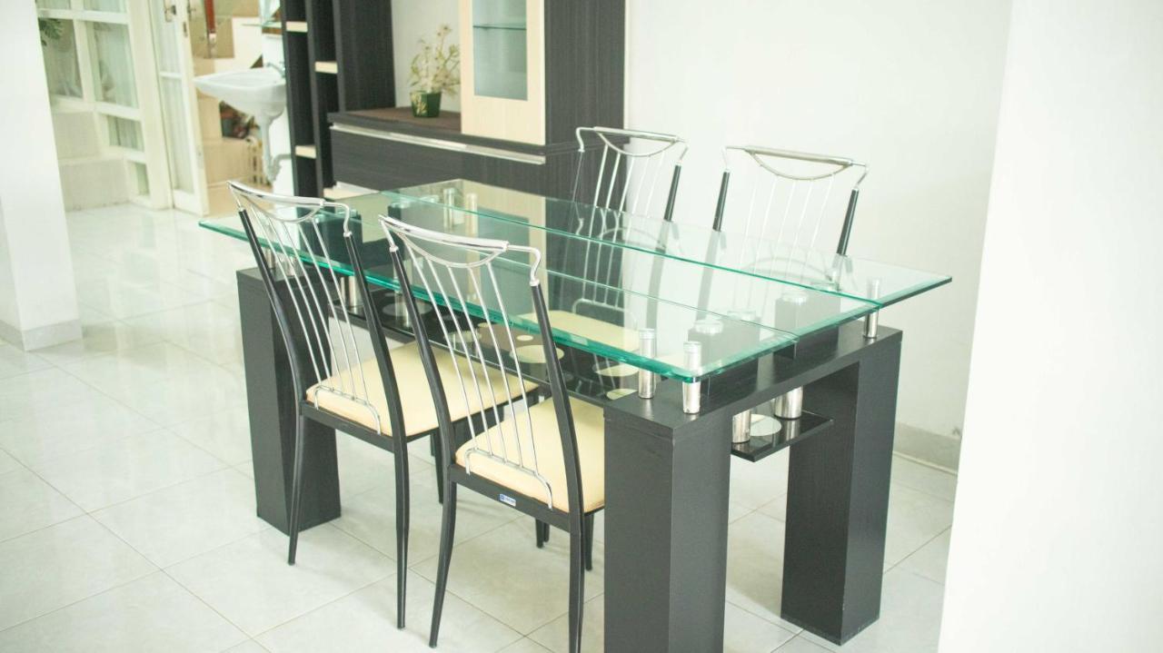 באטו Villa El Nino 5 Bedroom Dengan Rooftop Mountain View מראה חיצוני תמונה